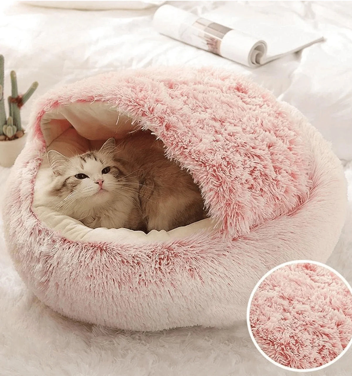Hooded Plush Round Bed