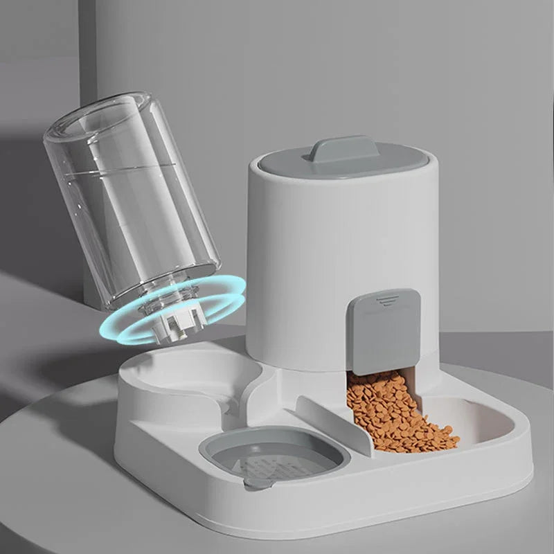 Gravity Food and Water Station