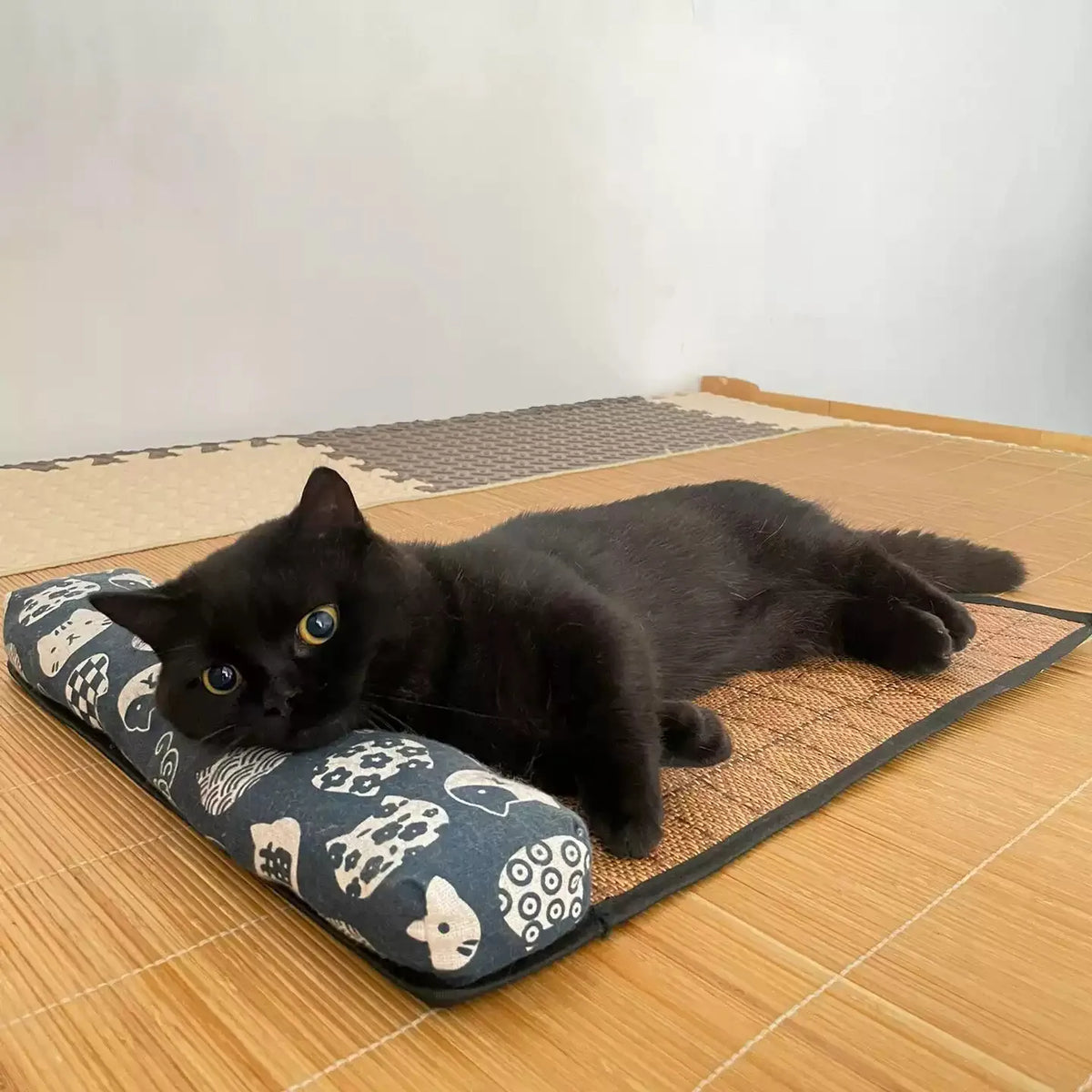 Rattan Cooling Mat for Cats and Dogs