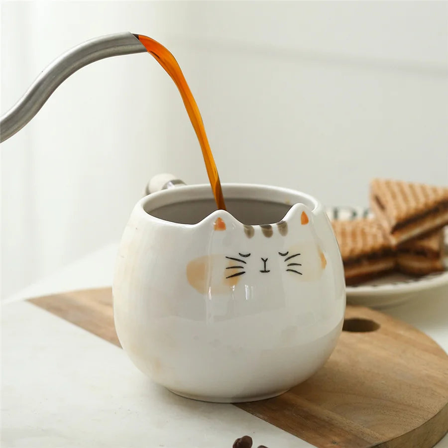Cat Shaped Ceramic Mug (380ml)