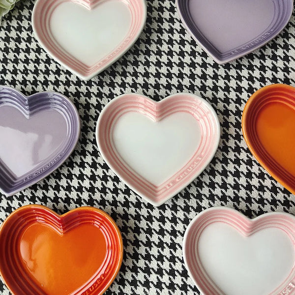 Heart-Shaped Ceramic Cat Dish