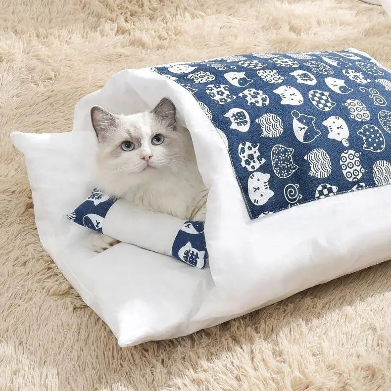 Futon-Style Cat Sleeping Bag - M / Blue