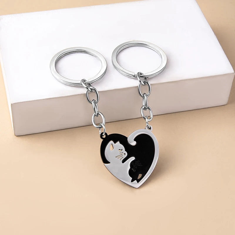 Hugging Cats Heart Keyring