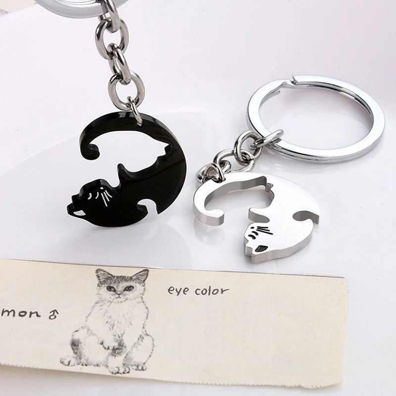 Hugging Cats Heart Keyring