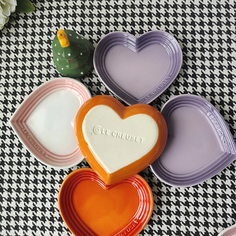 Heart-Shaped Ceramic Cat Dish