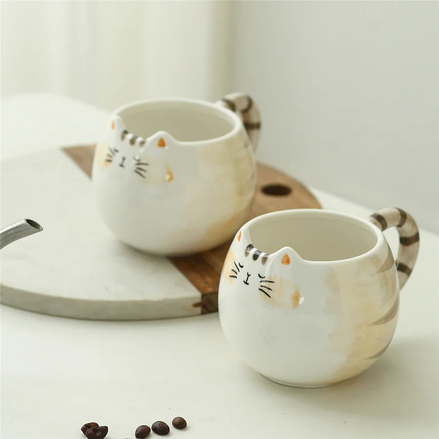 Cat Shaped Ceramic Mug (380ml)