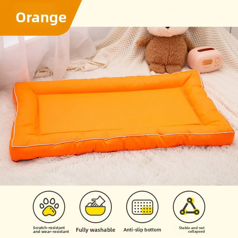 Chew-Resistant Crate Mat - Orange / 50 x 35 cm