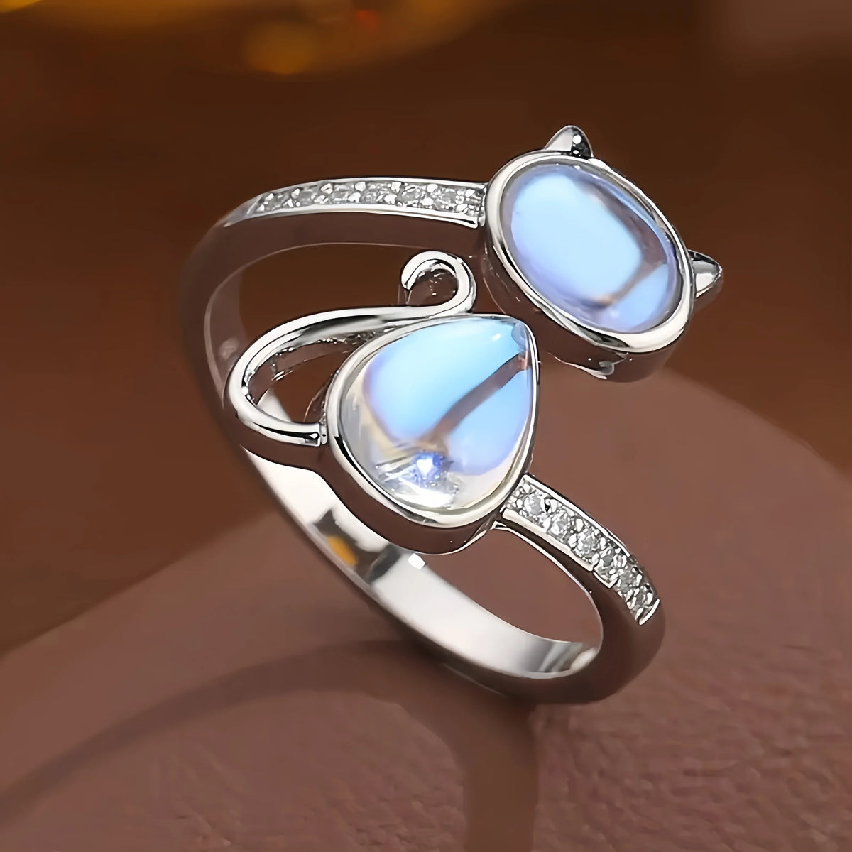 Moonstone-Effect Cat Ring