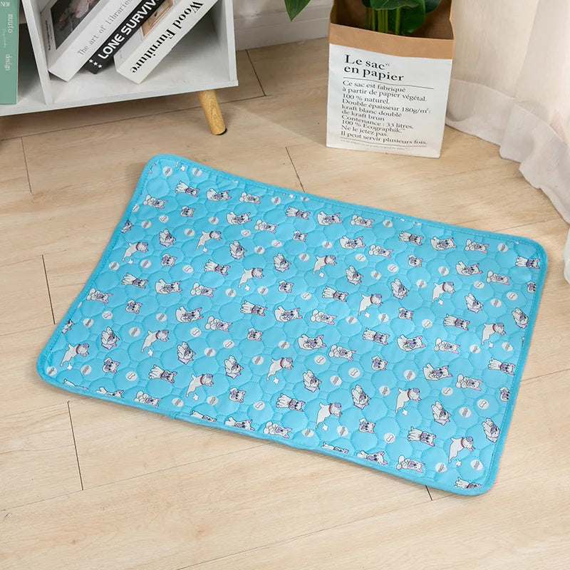 Reusable Washable Pee Pad for Dogs - French Bulldog / 50x35 cm