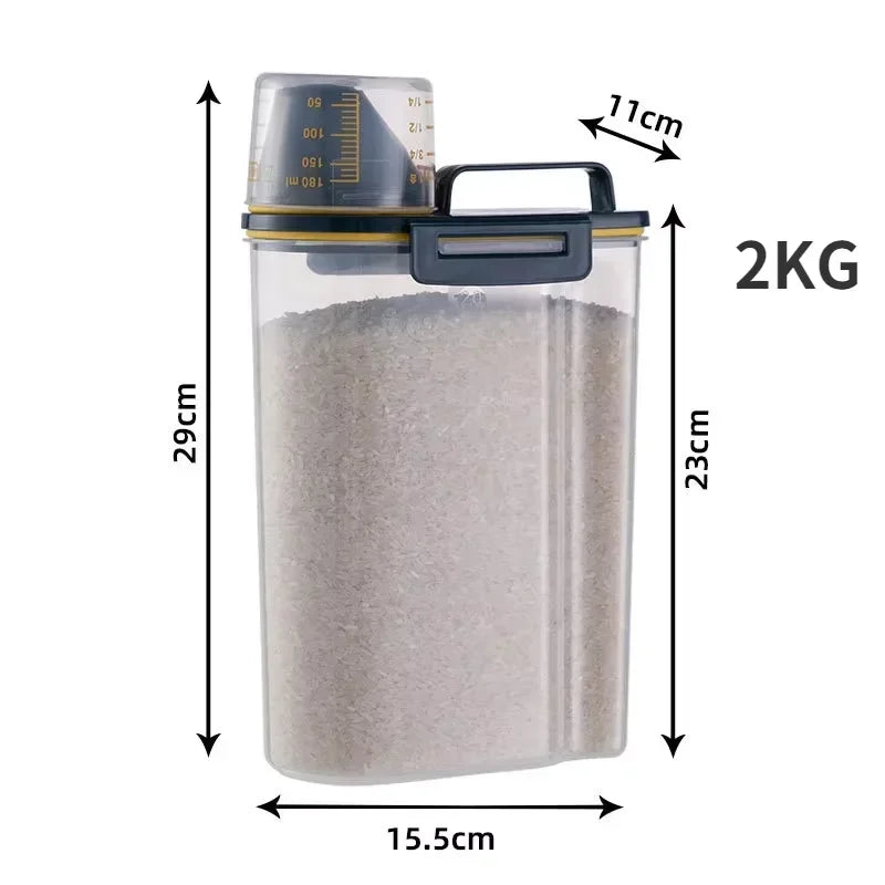 Airtight Pet Food Storage Container with Scoop - Blue (2 kg)