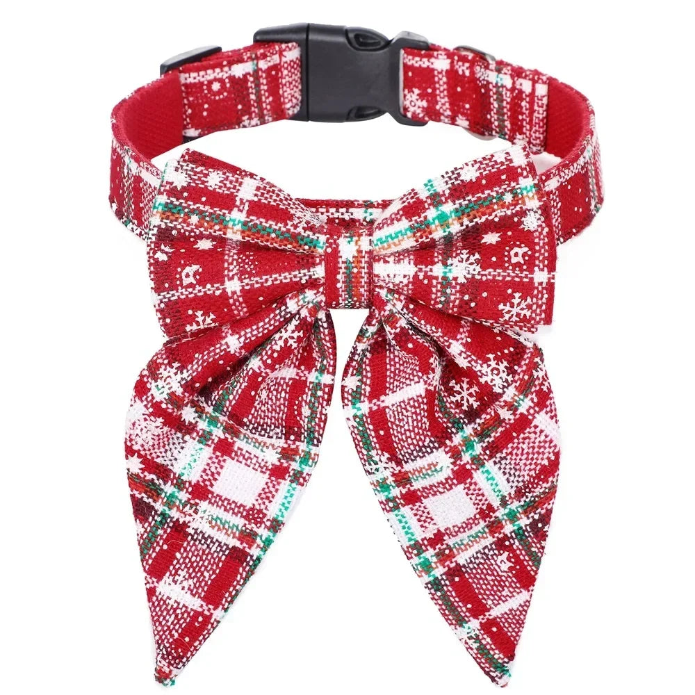 Christmas Bow Tie Dog Collar - Red White Snow / S (2 x 40 cm)